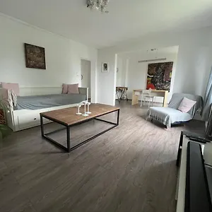 Apartment Im Herzen Der Marzipanstadt